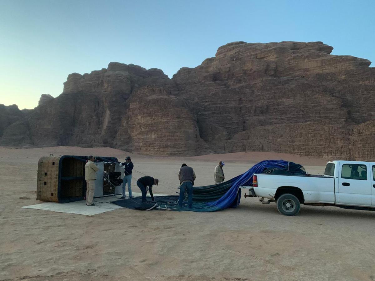 Sara Luxury Camp Hotel Wadi Rum Exterior foto